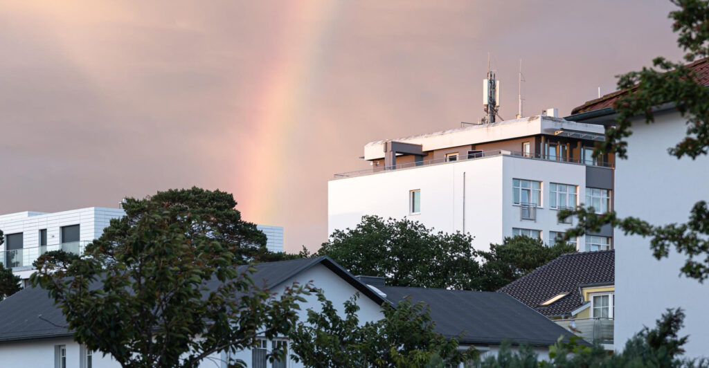 Is Now a Good Time to Sell? What Local Sellers Should Consider